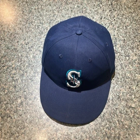Seattle Mariners Team MLB baseball hat blue with embroidered logo on front - Picture 8 of 8